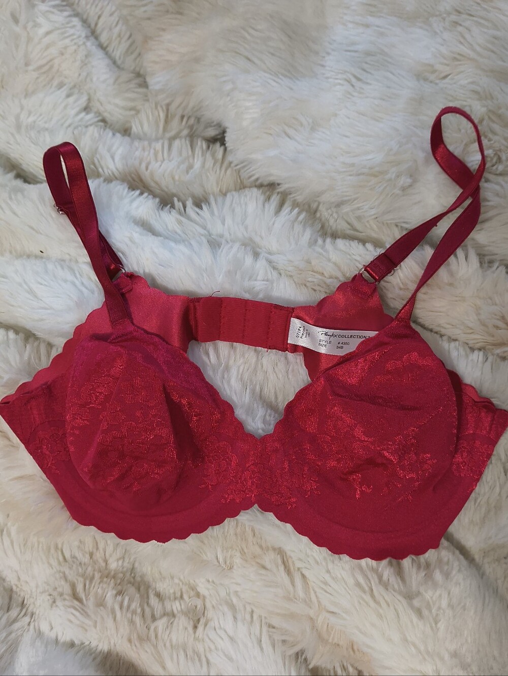 Vibrant Red Scalloped 34B Playtex Bra